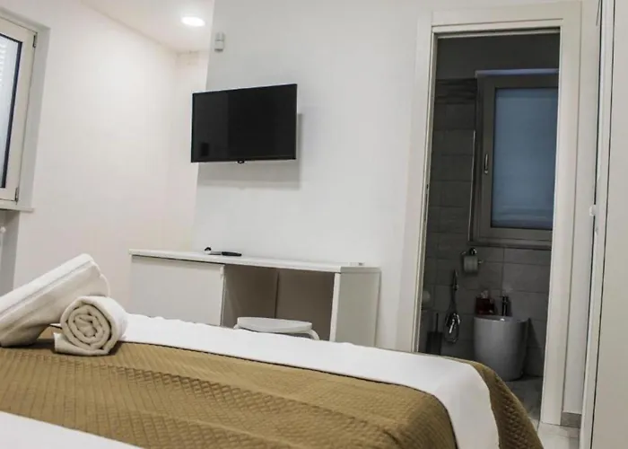 فندق مبيت وإفطار Time Poggiomarino