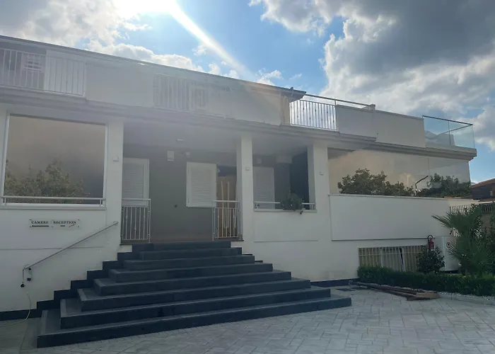 فندق مبيت وإفطار Time Poggiomarino